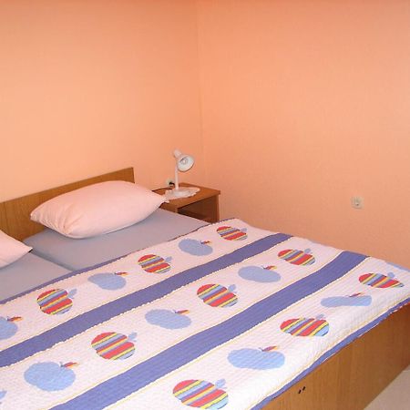 Apartments Mara - barbecue Trogir Bagian luar foto