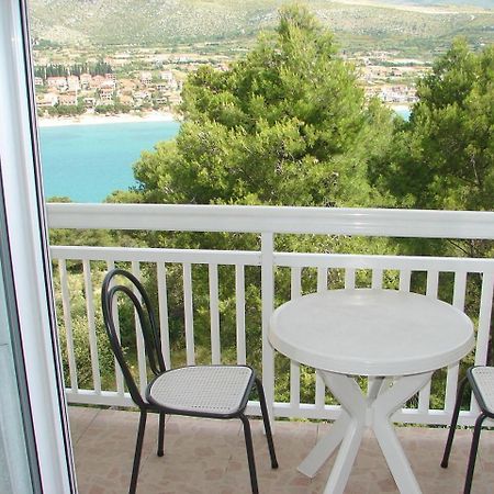 Apartments Mara - barbecue Trogir Bagian luar foto