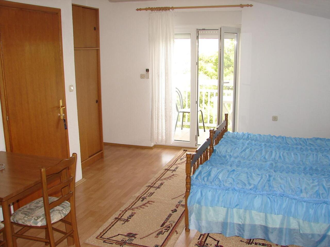 Apartments Mara - barbecue Trogir Bagian luar foto