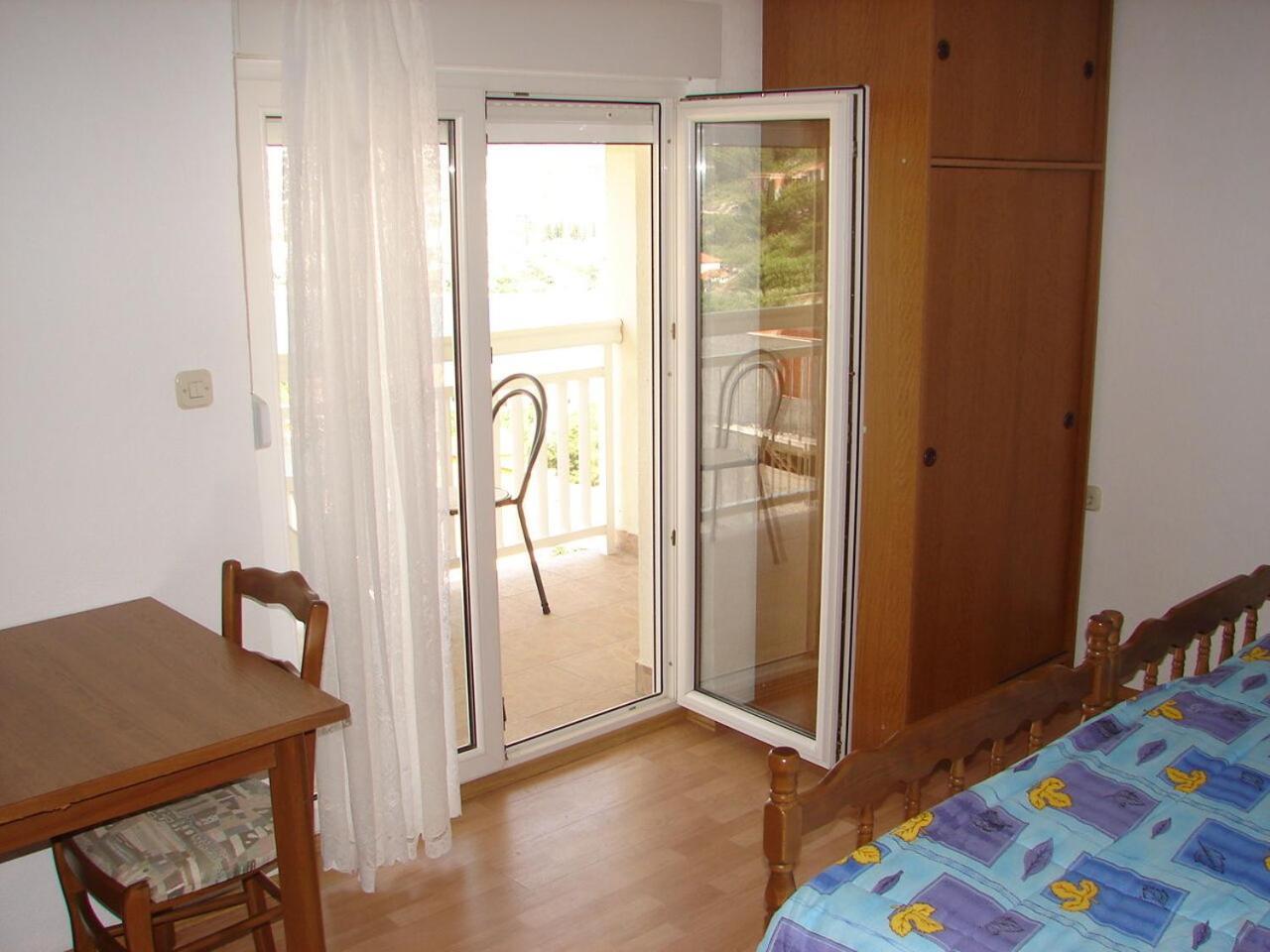 Apartments Mara - barbecue Trogir Bagian luar foto